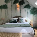 Escale De Gerbold Bed and Breakfast 3*