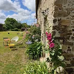Escale De Gerbold Bed and Breakfast Gratot