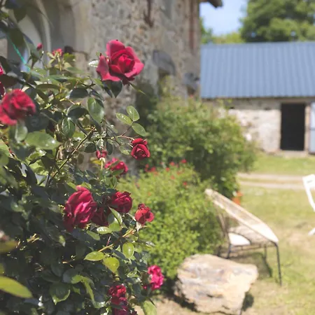 Bed and Breakfast Escale De Gerbold 3*